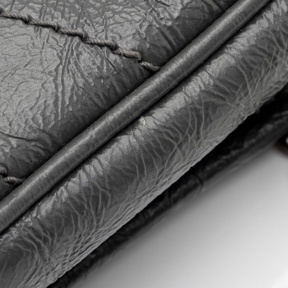 Saint Laurent Crinkled Calfskin Monogram Niki Chain Wallet - Picture 12 of 15